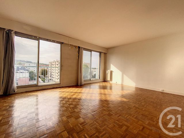 Appartement F2 à vendre - 2 pièces - 35.63 m2 - NANTERRE - 92 - ILE-DE-FRANCE - Century 21 La Doyenne