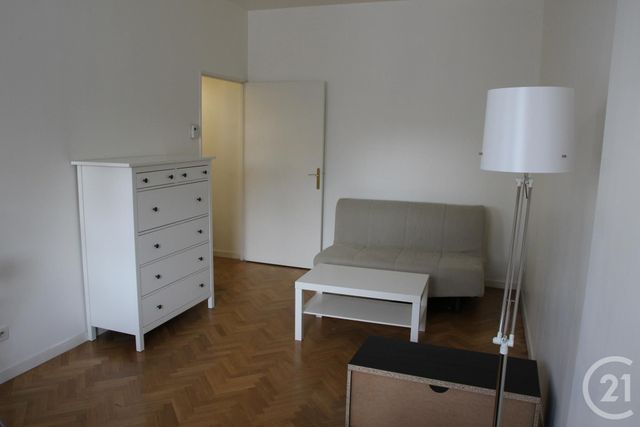 Appartement F1 à louer - 1 pièce - 26.95 m2 - PUTEAUX - 92 - ILE-DE-FRANCE - Century 21 La Doyenne